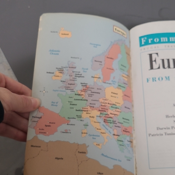 Europe Travel Guide Book - Picture 2 of 5